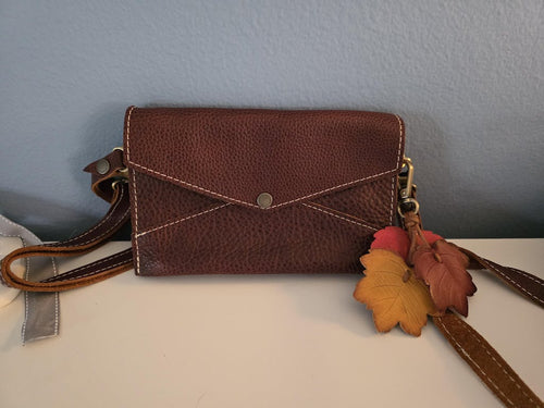 I LOVE this bag! (Nutmeg Envelope Crossbody) - customer review photo