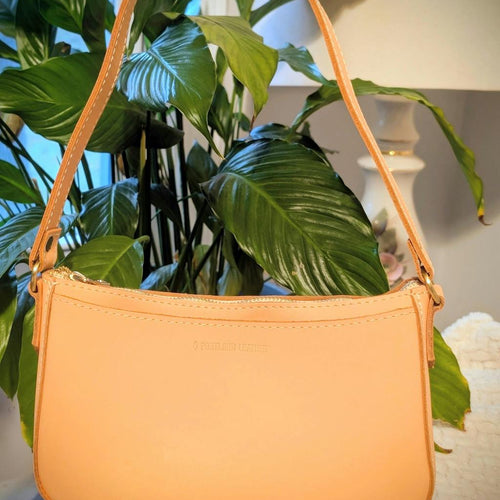 A beautiful, perfect AP Lucy! - customer review photo
