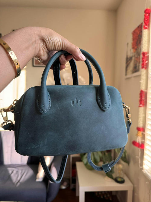 Small, structured and elegant - customer review photo