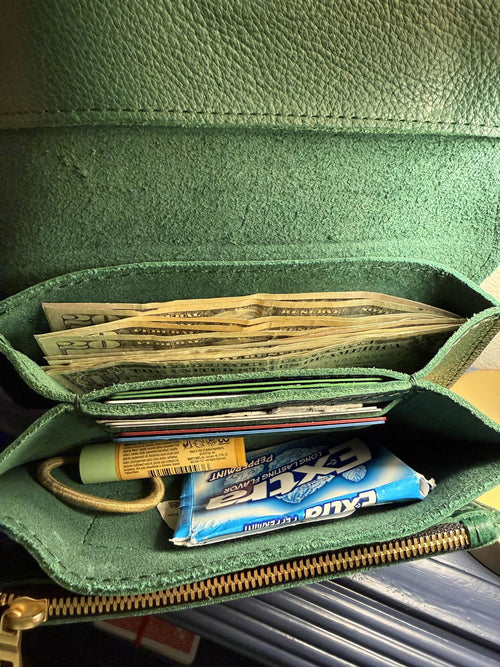 Beautiful wallet - customer review photo