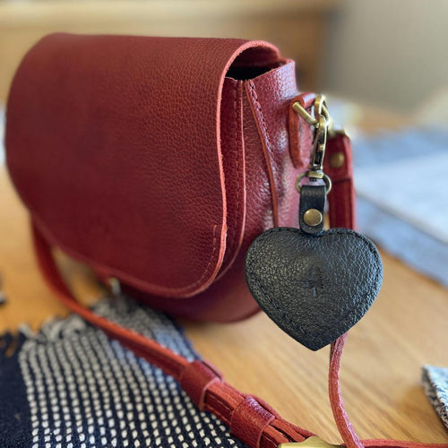 Black pebbled heart with Chili Red - customer review photo