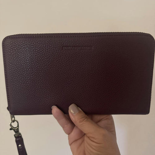I honestly love the Empire Wallet from Portland Leather - customer review photo
