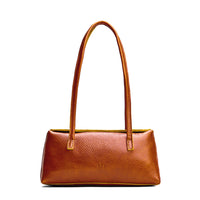 Sienna | Leather bowler bag with magnetic closure