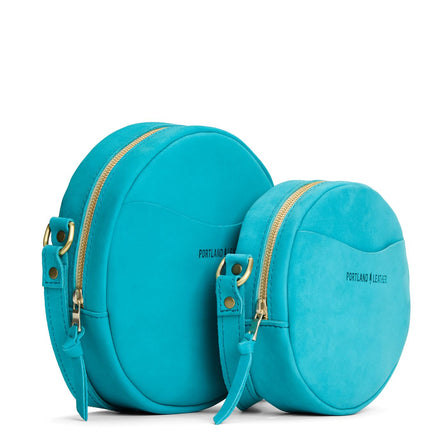 Aquamarine*Large | Circle shaped crossbody bag with top zipper