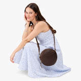 Coldbrew Large | Circle shaped crossbody bag with top zipper