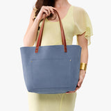 Denim Classic | Large leather tote bag with sturdy bridle handles and front pocket