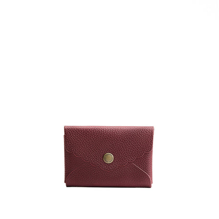 Cabernet | Leather card wallet with scalloped edge
