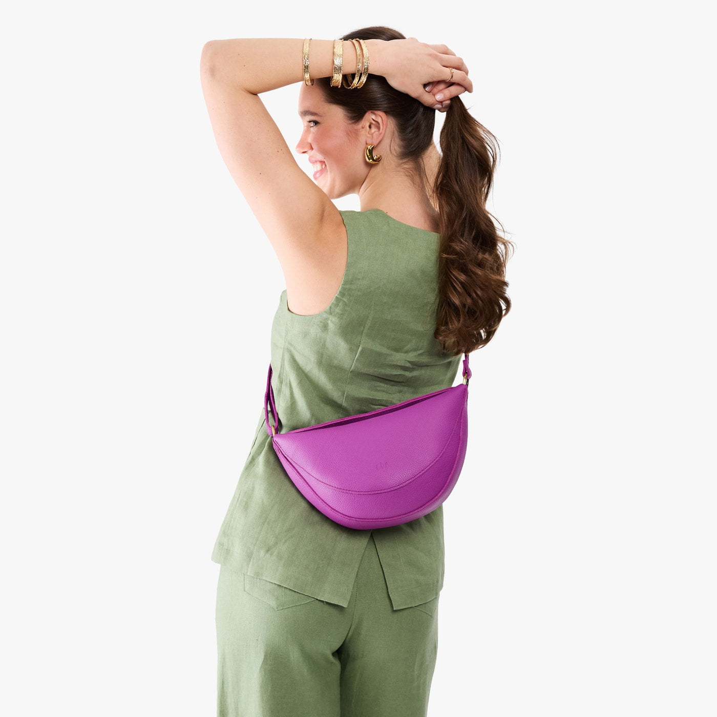 Cattleya*Medium | Half circle shaped sling bag