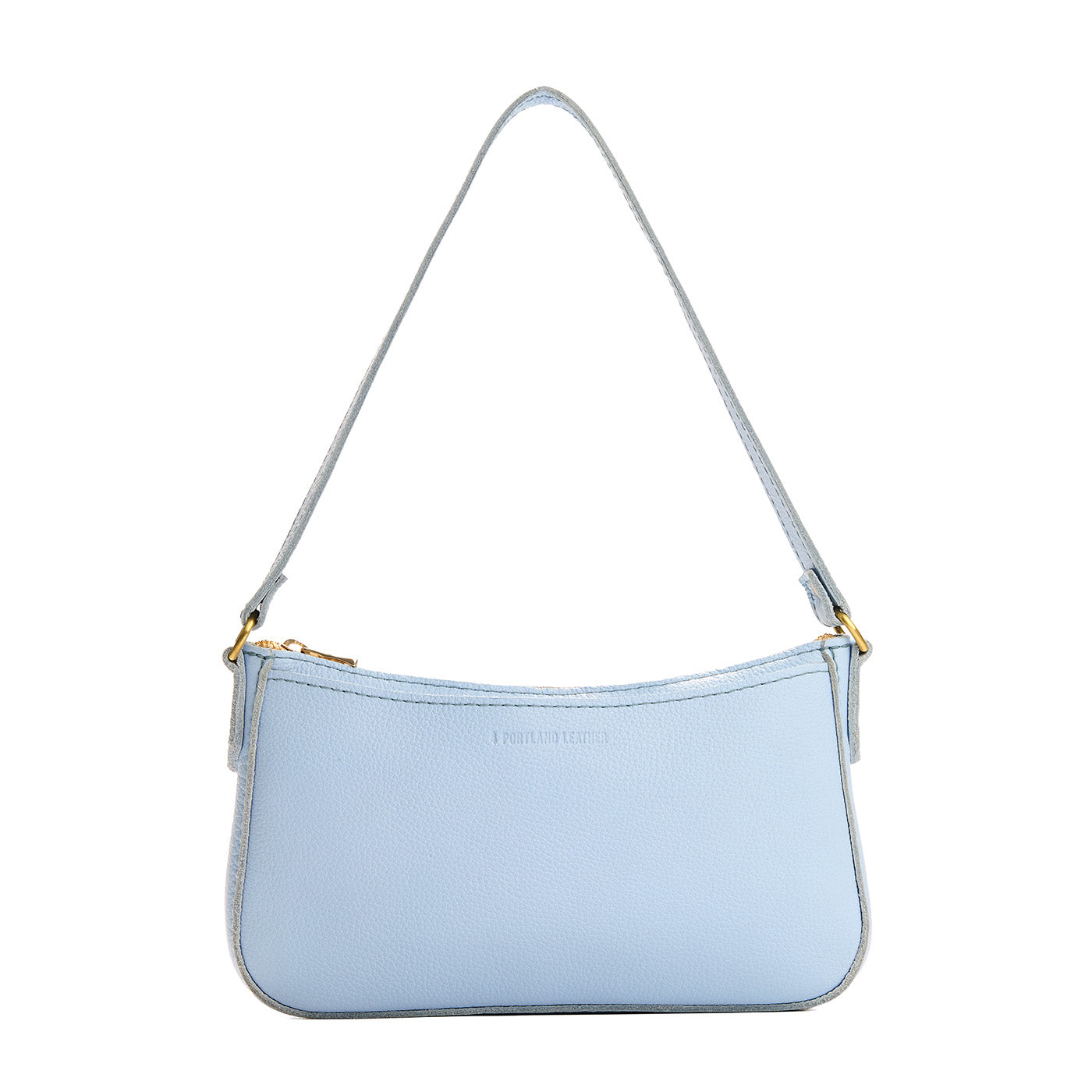 Skyway | Petite bean shaped shoulder bag with a zipper closure
