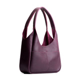 Plum Medium | U-shaped, flat-bottomed leather shoulder bag with two outside pockets