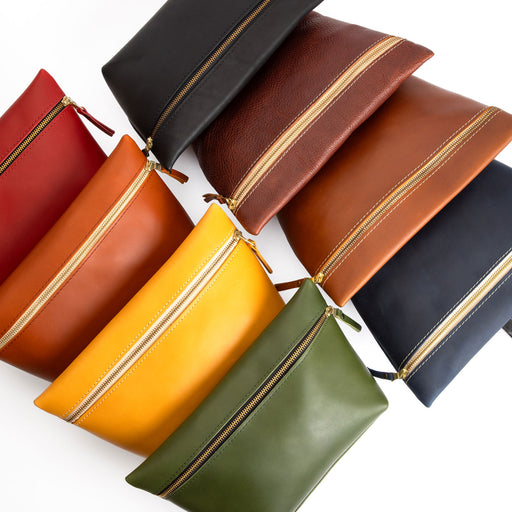 All Variants | Eight large leather makeup bags with zipper featured image