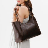 Coldbrew Large | Model holding large rectangular tote bag VARIANT2