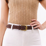 Boulder | Model wearing Women's Savannah leather belt